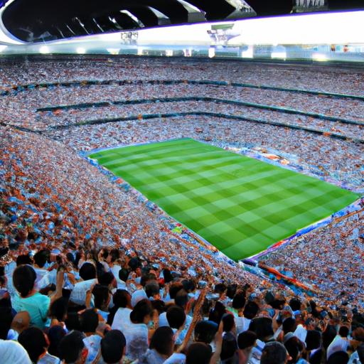 Sân vận động Santiago Bernabeu đông đúc với các fan hâm mộ Los Blancos